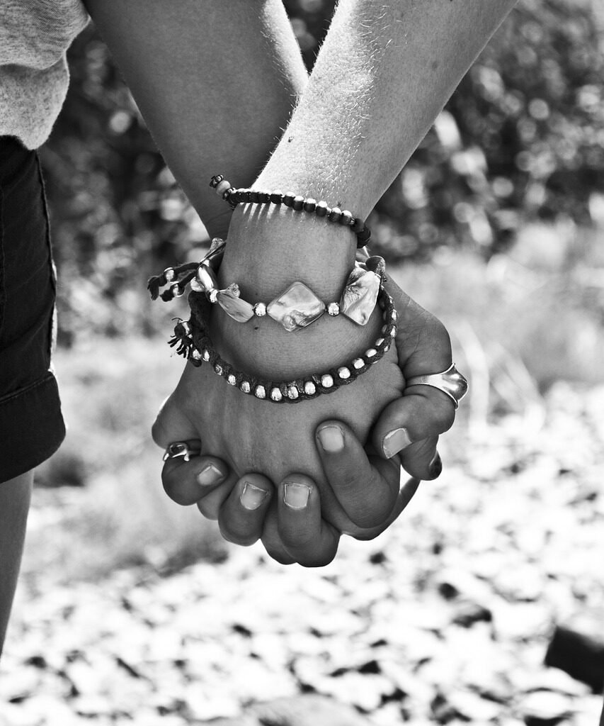 hands, friendship, together-63743.jpg